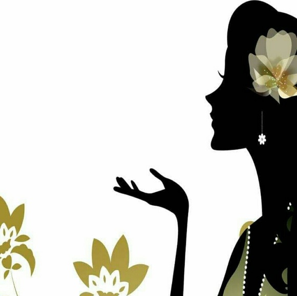 Meet your Posher, Roslyn - Picture 2 of 3